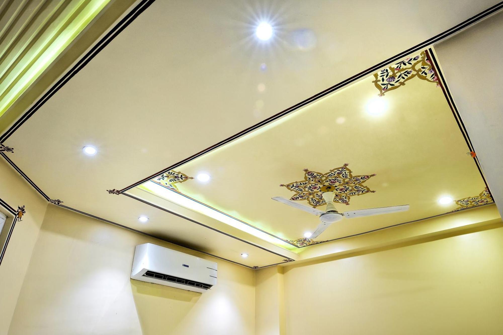 Hotel Bayan Elegance à Jaipur Extérieur photo